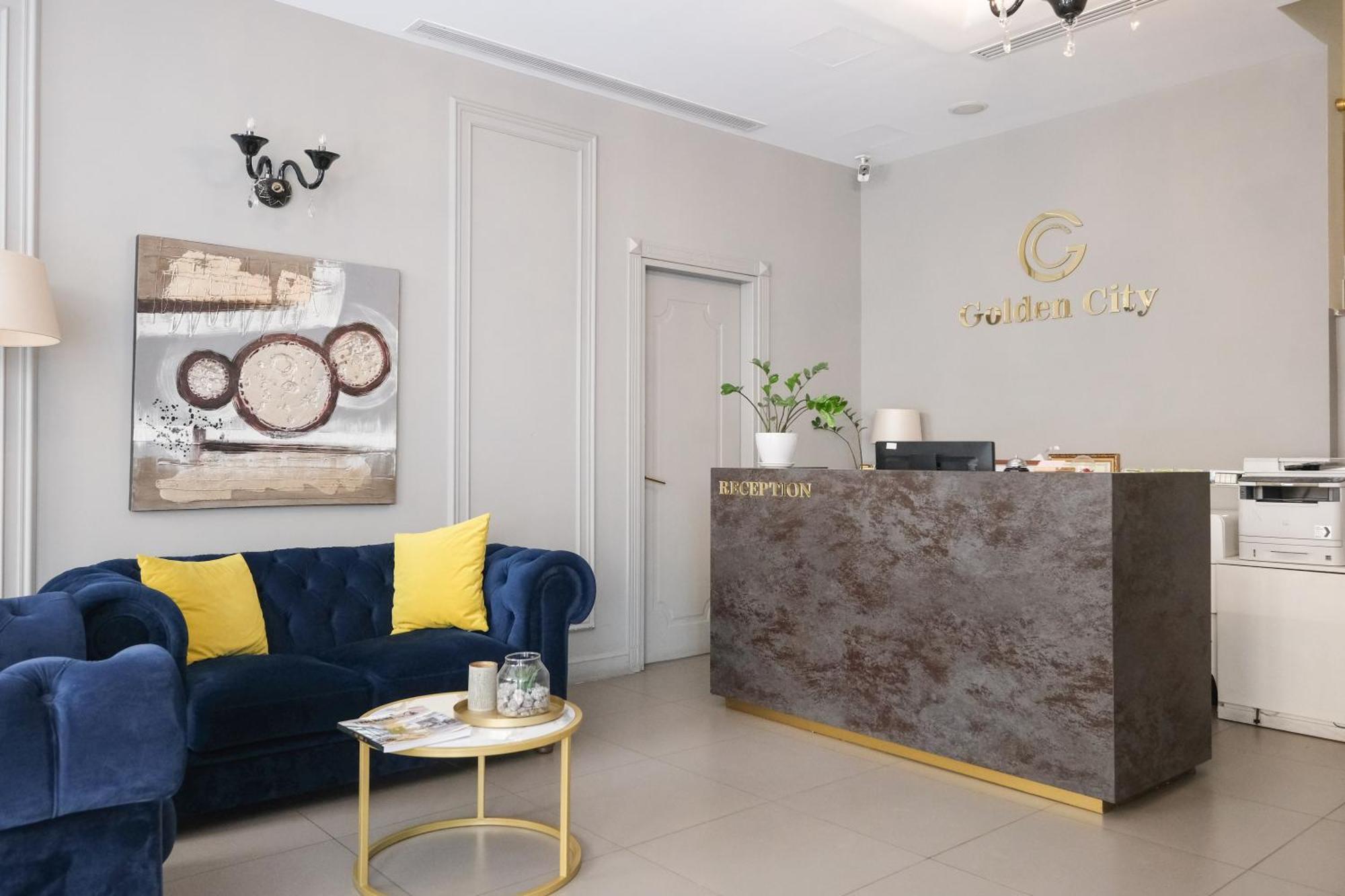 Golden City Hotel , Тирана Экстерьер фото